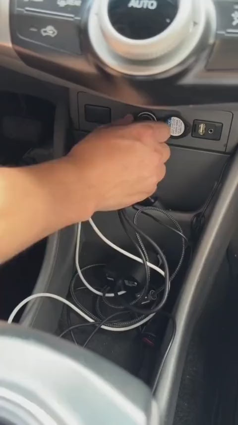 4 In 1 Retractable Car Charger Fast Car Phone Charger 120W With USB Type C Cable